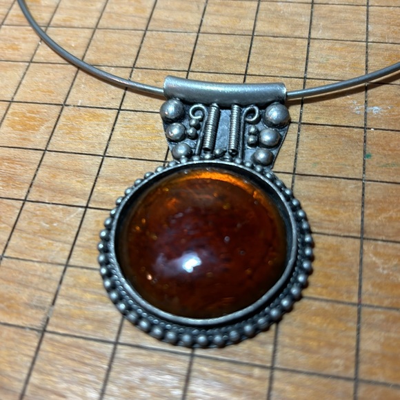 Rustic Artisan Medallion Collar Necklace 5.5”D Amber Glass Silver FlexibleTorque - Picture 10 of 12